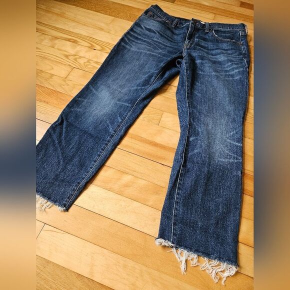Madewell Indigo Cropped Jeans with Frayed Hem - Picture 6 of 10